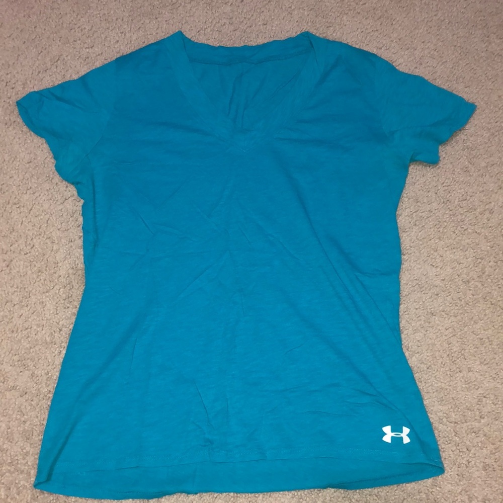 Under Armour Charge work out shirt